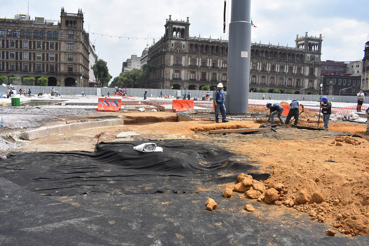 TRABAJOS ZÓCALO (1).JPG