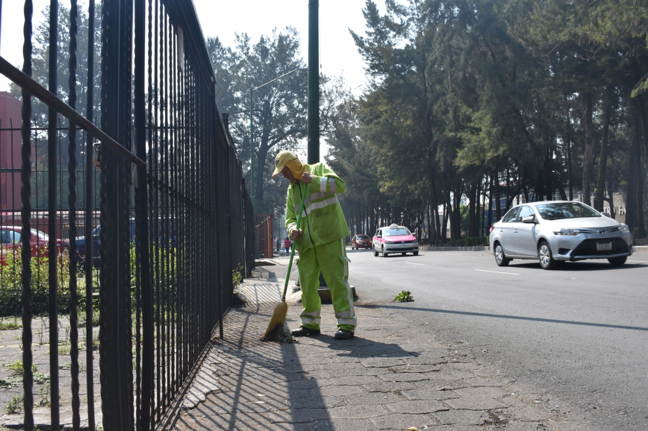 TRABAJADORES DE LIMPIA 04.jpg