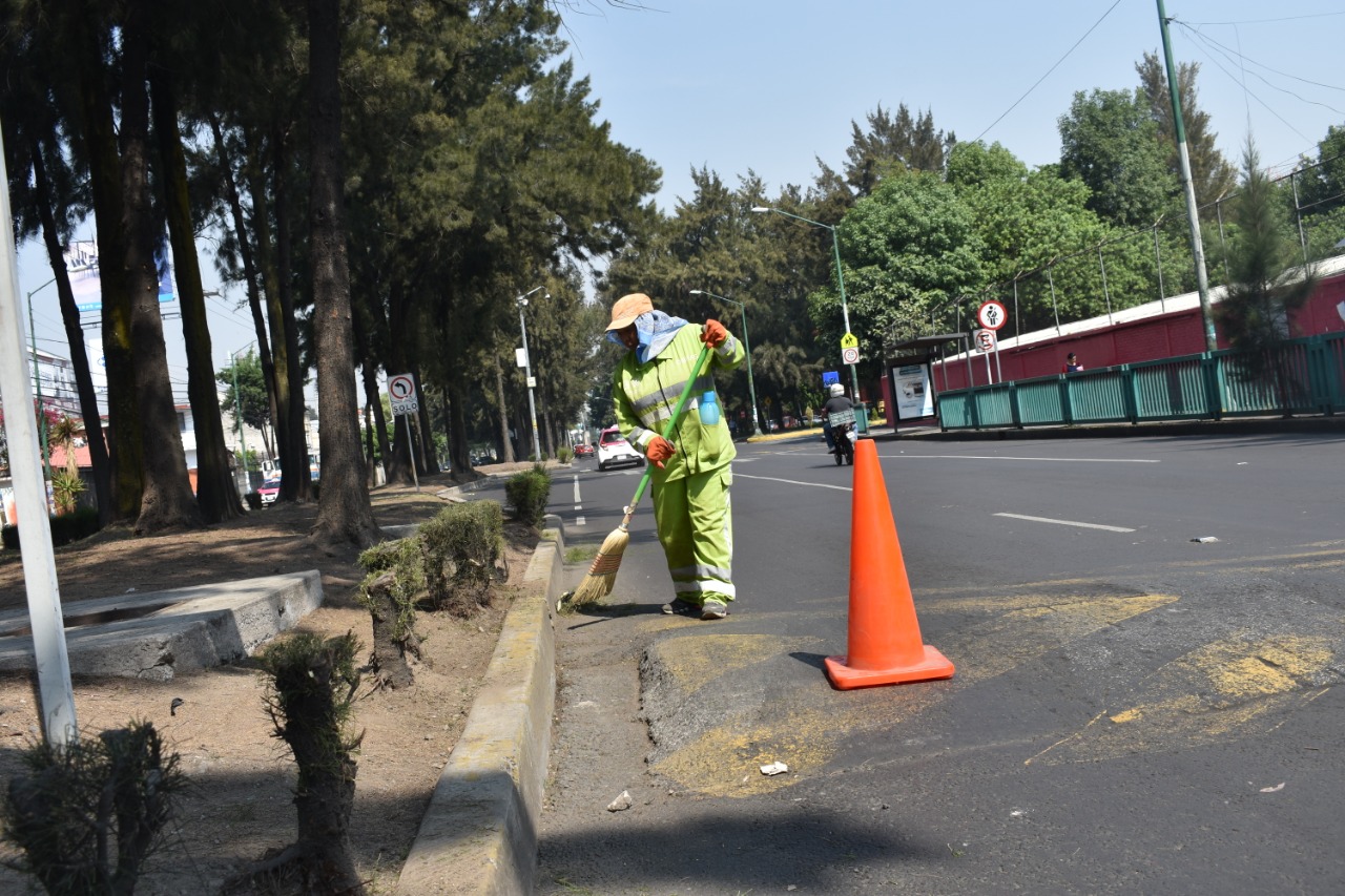 Conductor ebrio arrolló a trabajador que limpiaba las calles   